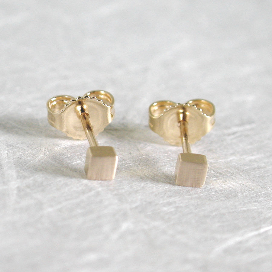 brushed 14k yellow gold stud earrings 2.5mm square studs