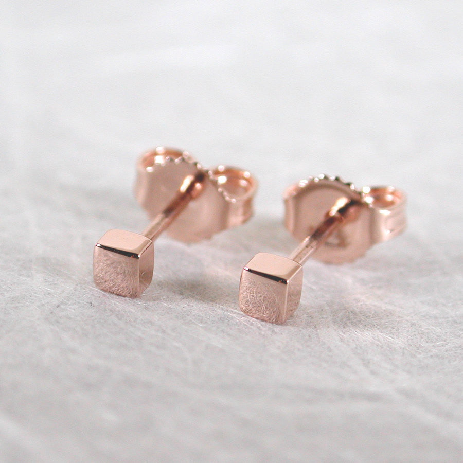 14k rose gold square stud earrings 2.5mm minimal studs high polish